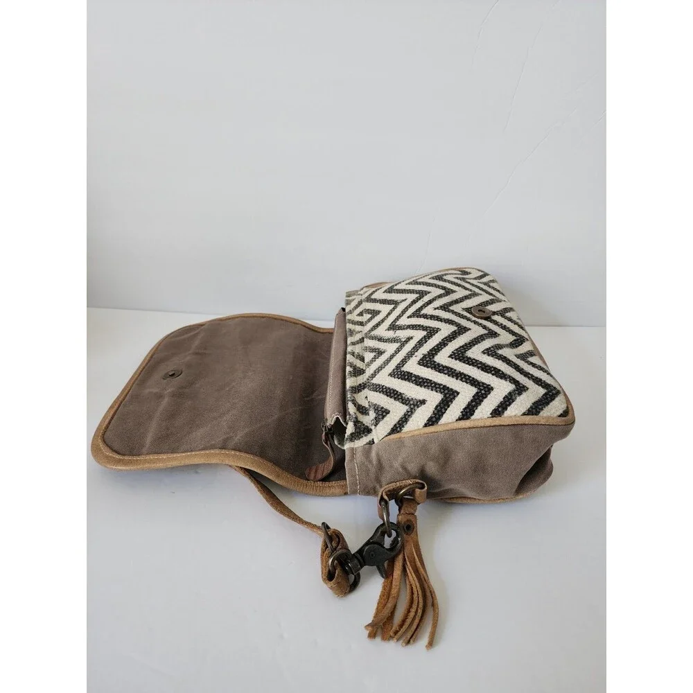 Myra Bag Artistic Chevron Cowhide Shoulder Handbag Crossbody Western Bag Aztec